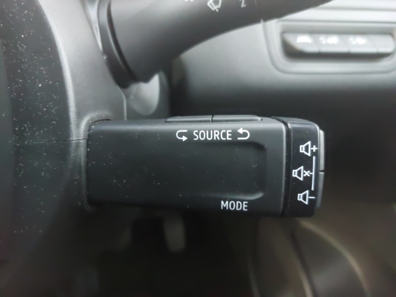 Used Renault Captur 2021 for sale - 76785612: Photo 11