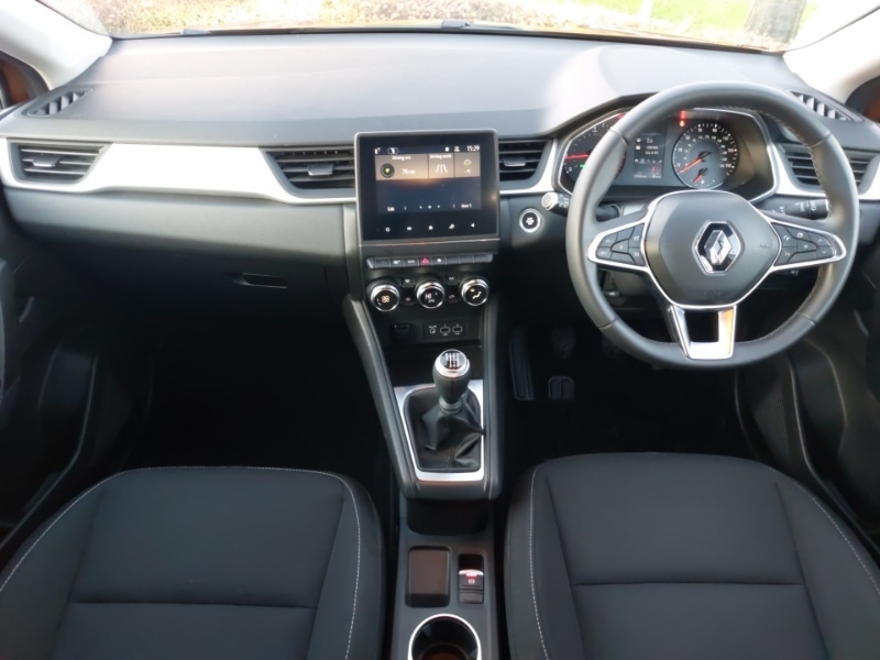 Used Renault Captur 2021 for sale - 76785612: Photo 2