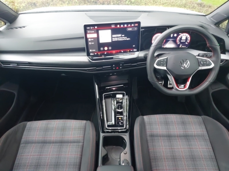 Used Volkswagen Golf 2024 for sale - 76221593: Photo 2