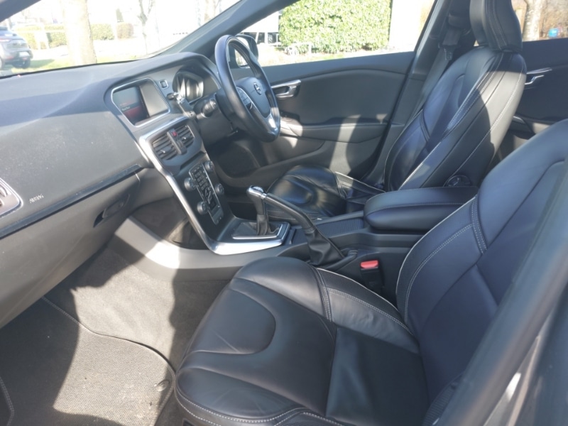 Used Volvo V40 2019 for sale - 77960489: Photo 5