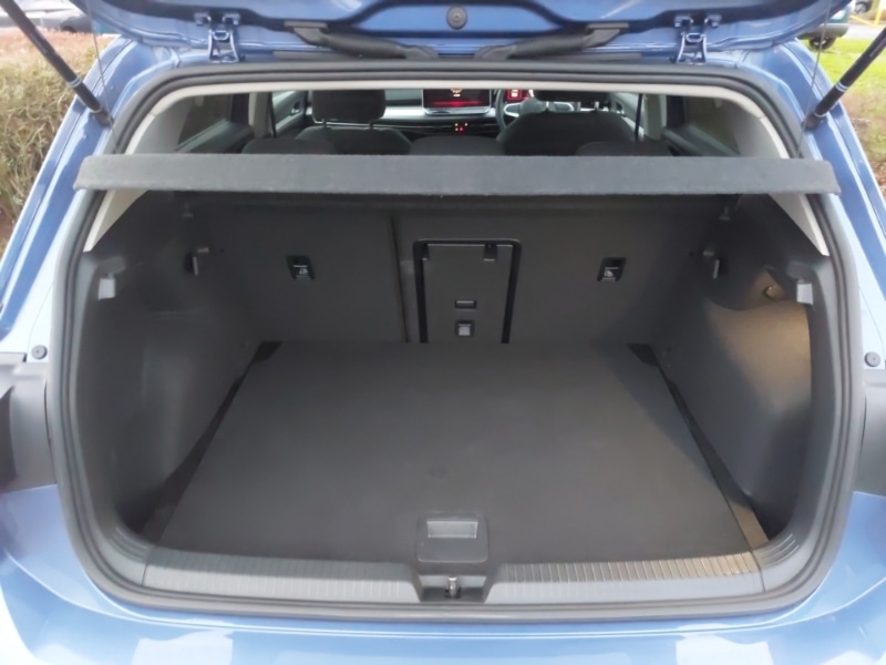 Used Volkswagen Golf 2024 for sale - 76911698: Photo 8