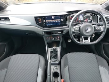 Used Volkswagen Polo 2020 for sale - 76484216: Photo