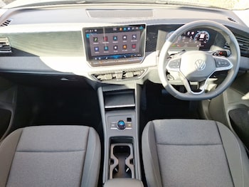 Used Volkswagen Tiguan 2024 for sale - 76932477: Photo