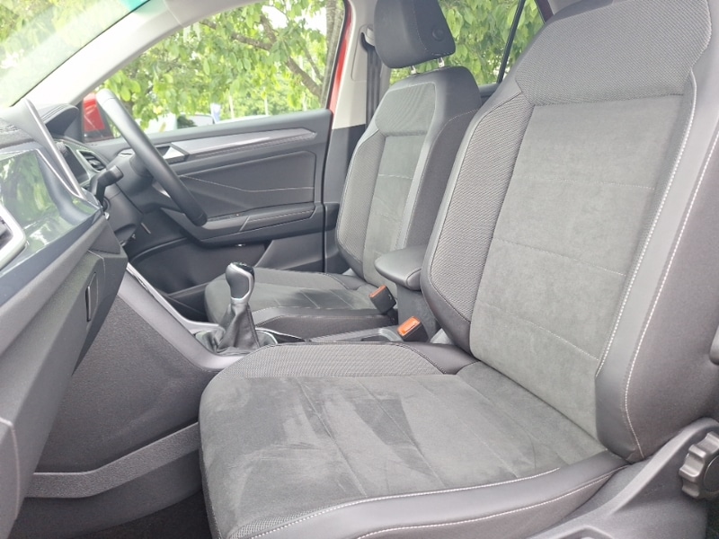 Used Volkswagen T-Roc 2023 for sale - 76165826: Photo 5