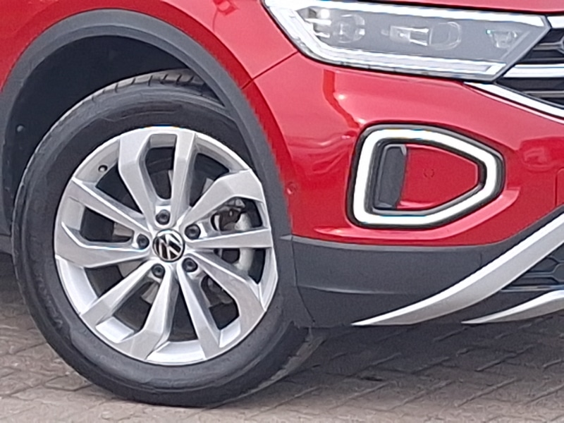 Used Volkswagen T-Roc 2023 for sale - 76165826: Photo 9