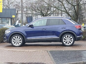 Used Volkswagen T-Roc 2018 for sale - 77908128: Photo