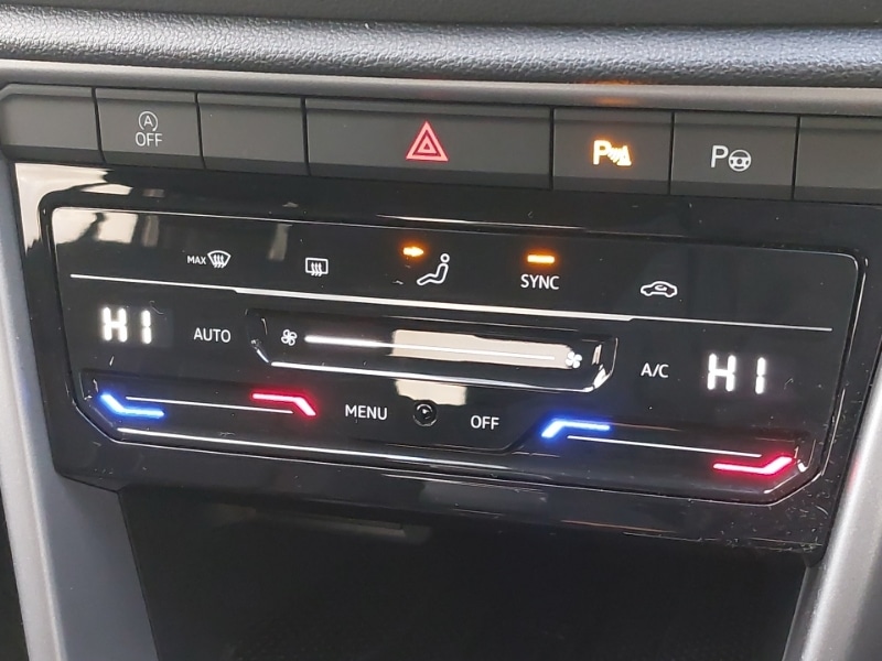 Used Volkswagen T-Roc 2025 for sale - 76849002: Photo 18