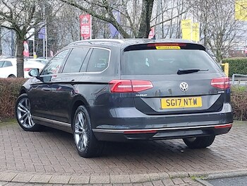 Used Volkswagen Passat 2017 for sale - 77531371: Photo