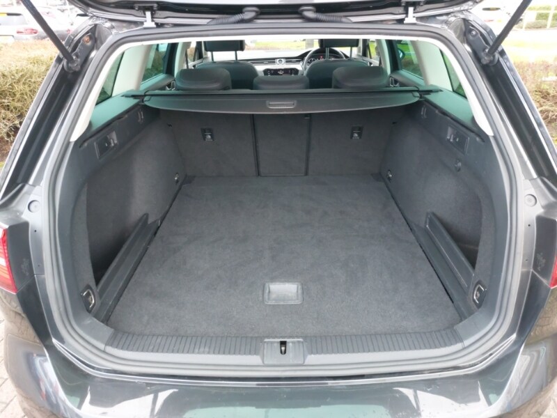 Used Volkswagen Passat 2017 for sale - 77531371: Photo 8