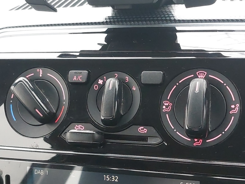 Used Volkswagen up! 2019 for sale - 77424185: Photo 15