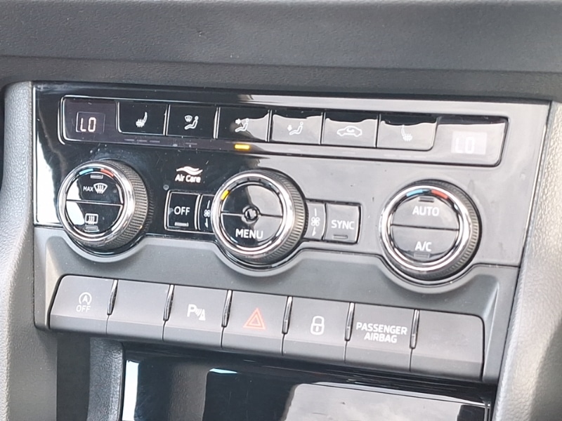 Used Skoda Karoq 2024 for sale - 76771546: Photo 17