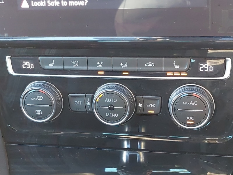 Used Volkswagen Golf 2019 for sale - 77126547: Photo 18