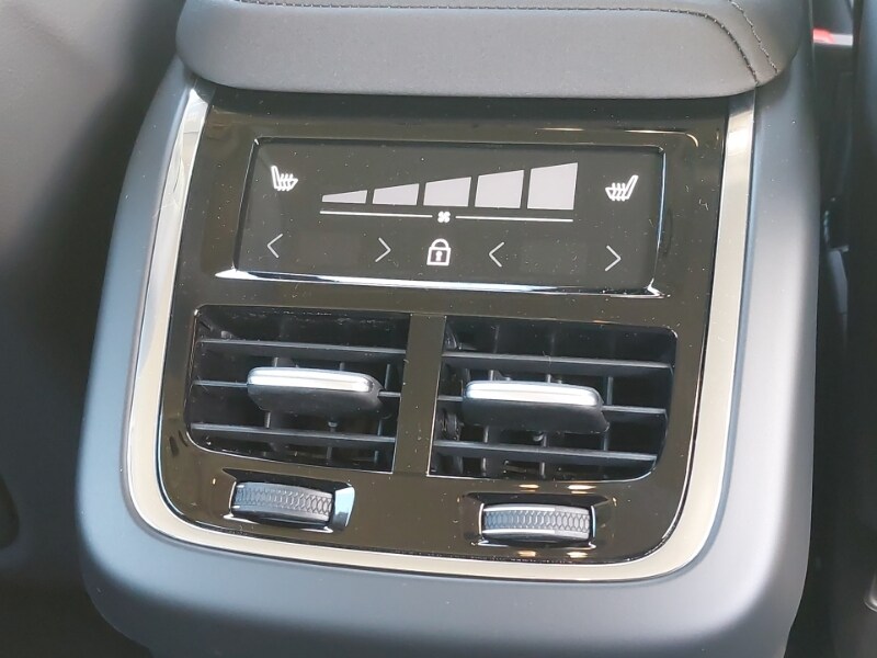 Used Volvo XC60 2025 for sale - 77874376: Photo 10