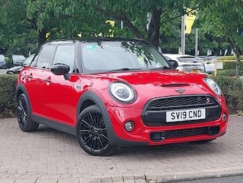 Used MINI Hatch 2019 for sale - 79529481: Photo