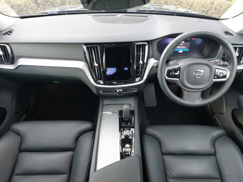 Used Volvo S60 2023 for sale - 76213203: Photo 2