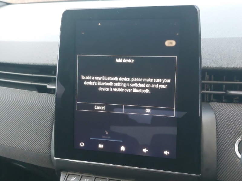 Used Renault Clio 2023 for sale - 76893799: Photo 15