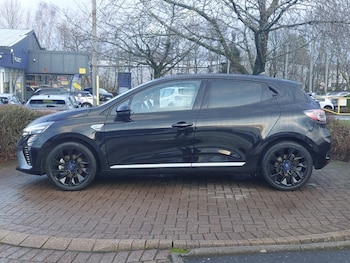Used Renault Clio 2023 for sale - 76893799: Photo