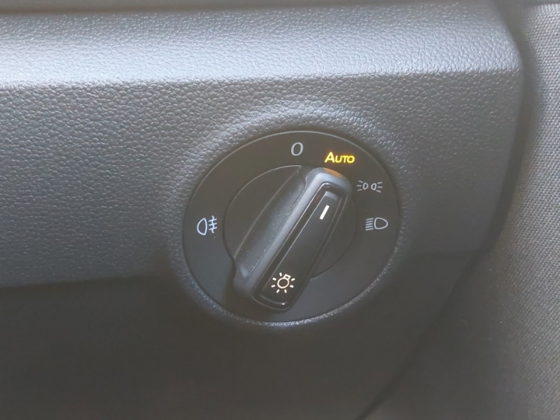 Used Volkswagen T-Roc 2023 for sale - 76628747: Photo 13