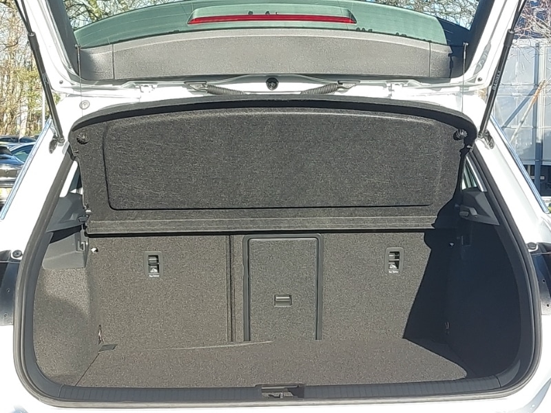 Used Volkswagen T-Roc 2023 for sale - 76628747: Photo 8