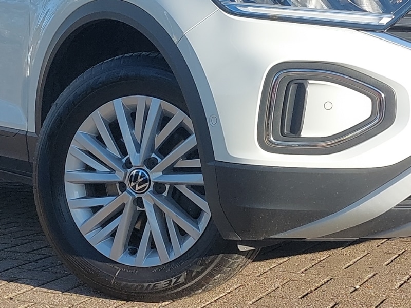 Used Volkswagen T-Roc 2023 for sale - 76628747: Photo 9