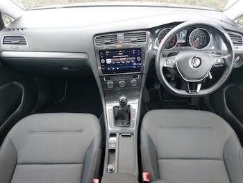 Used Volkswagen Golf 2018 for sale - 78169610: Photo