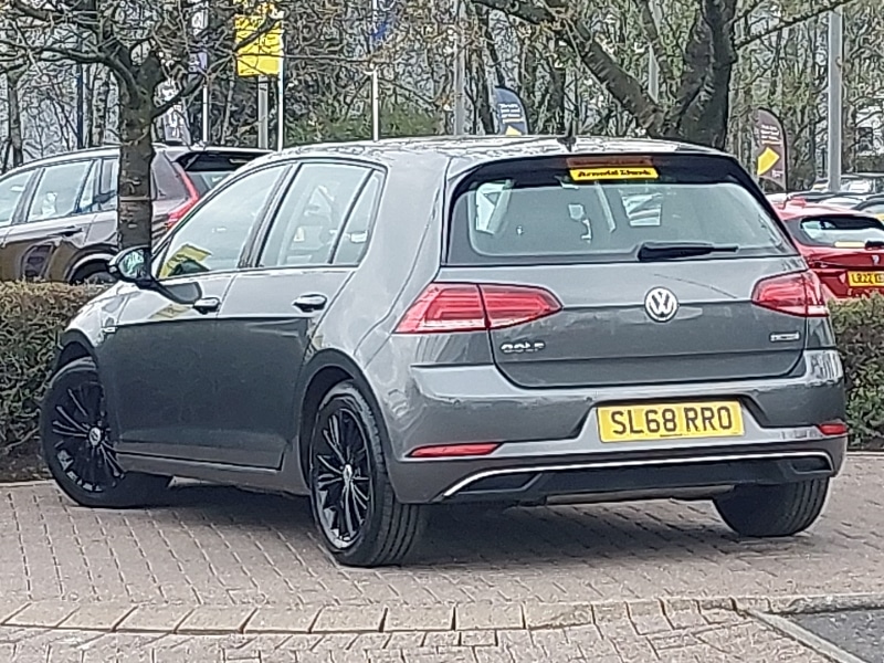 Used Volkswagen Golf 2018 for sale - 78169610: Photo 3