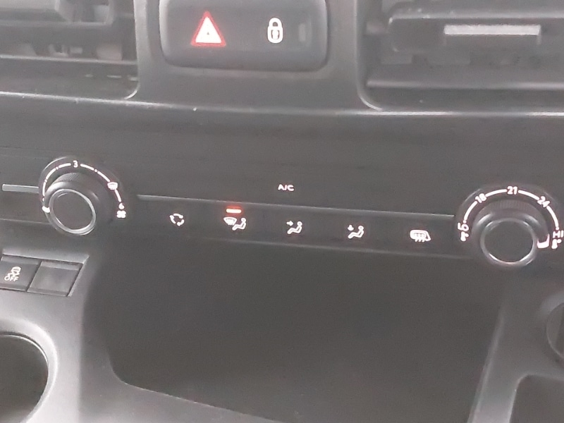 Used Vauxhall Combo 2019 for sale - 77304201: Photo 17