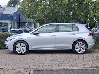 Used Volkswagen Golf 2023 for sale - 76195625: Photo 4