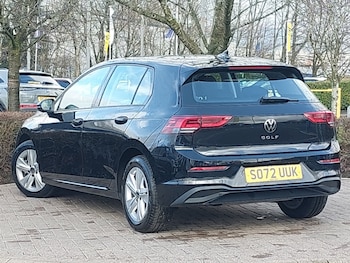 Used Volkswagen Golf 2023 for sale - 77999880: Photo