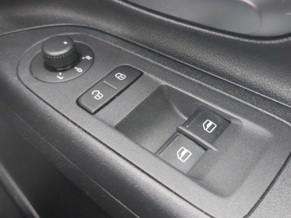 Used Volkswagen up! 2018 for sale - 76188078: Photo 19