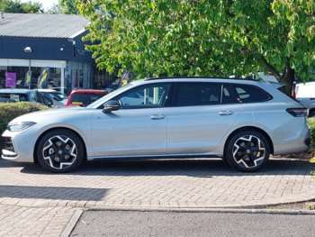 Used Volkswagen Passat 2025 for sale - 74919806: Photo