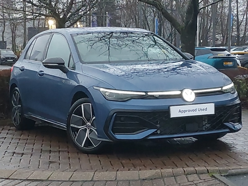 Used Volkswagen Golf 2025 for sale - 76974979: Photo 1