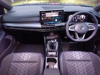 Used Volkswagen Golf 2025 for sale - 76974979: Photo