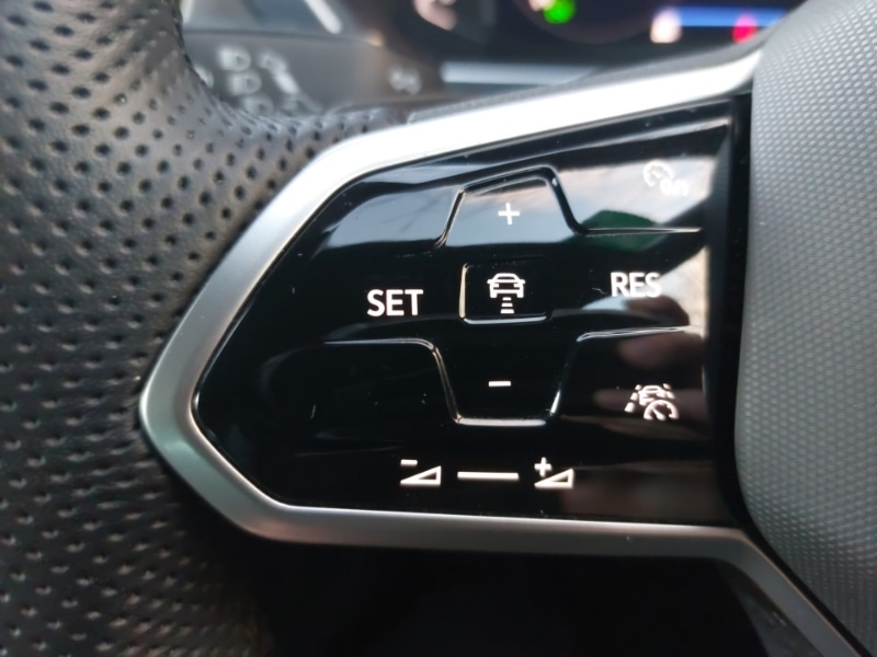 Used Volkswagen Tiguan 2023 for sale - 77173735: Photo 12