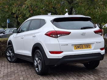Used Hyundai TUCSON 2017 for sale - 76135164: Photo