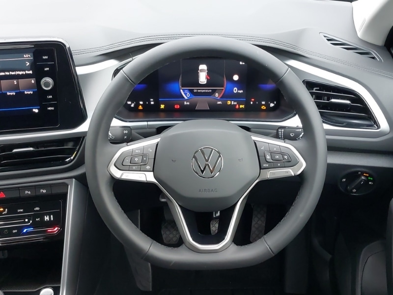 Used Volkswagen T-Roc 2025 for sale - 76849004: Photo 7