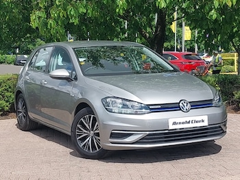 Used Volkswagen Golf 2018 for sale - 78816765: Photo