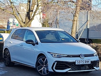 Used Volkswagen Golf 2025 for sale - 77095089: Photo