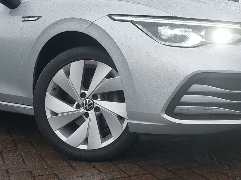 Used Volkswagen Golf 2021 for sale - 77149973: Photo 9