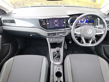 Used Volkswagen Polo 2024 for sale - 76135197: Photo 2