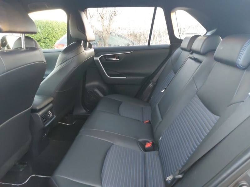 Used Toyota RAV4 2020 for sale - 77252242: Photo 6