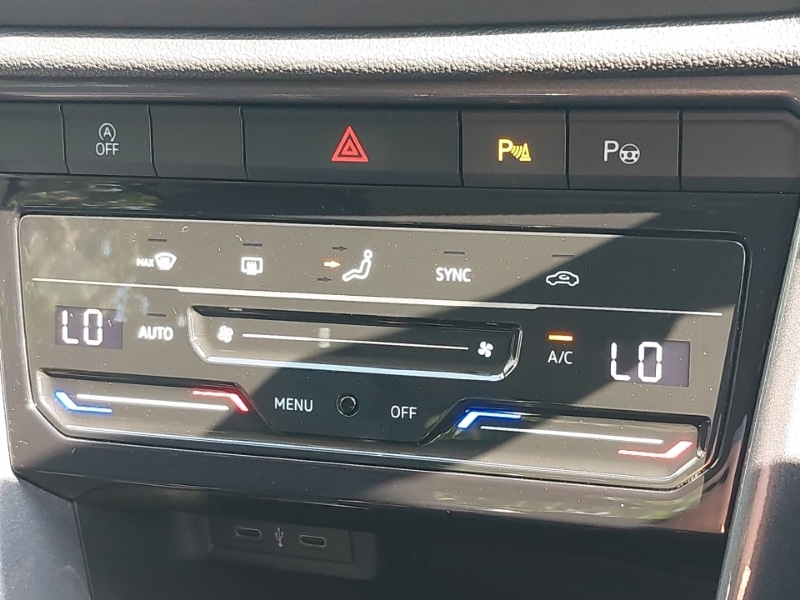 Used Volkswagen T-Roc 2023 for sale - 76779993: Photo 18