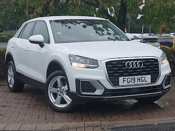 Audi - Q2