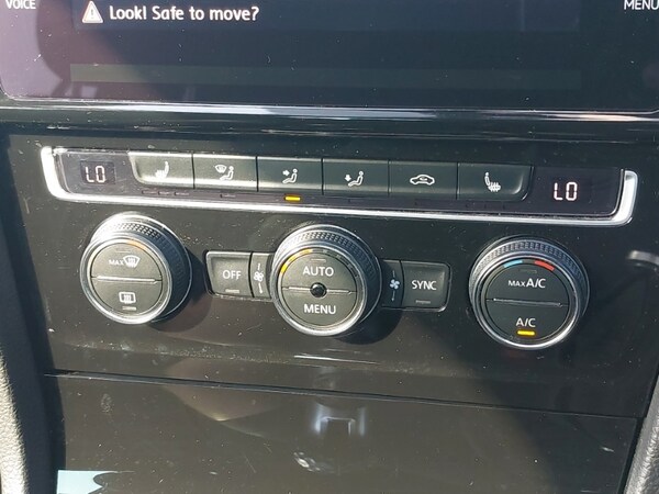 Used Volkswagen Golf 2017 for sale - 76176776: Photo 18