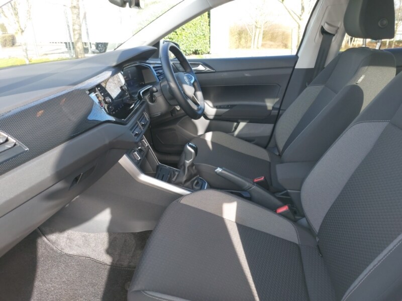 Used Volkswagen Polo 2024 for sale - 77999921: Photo 5