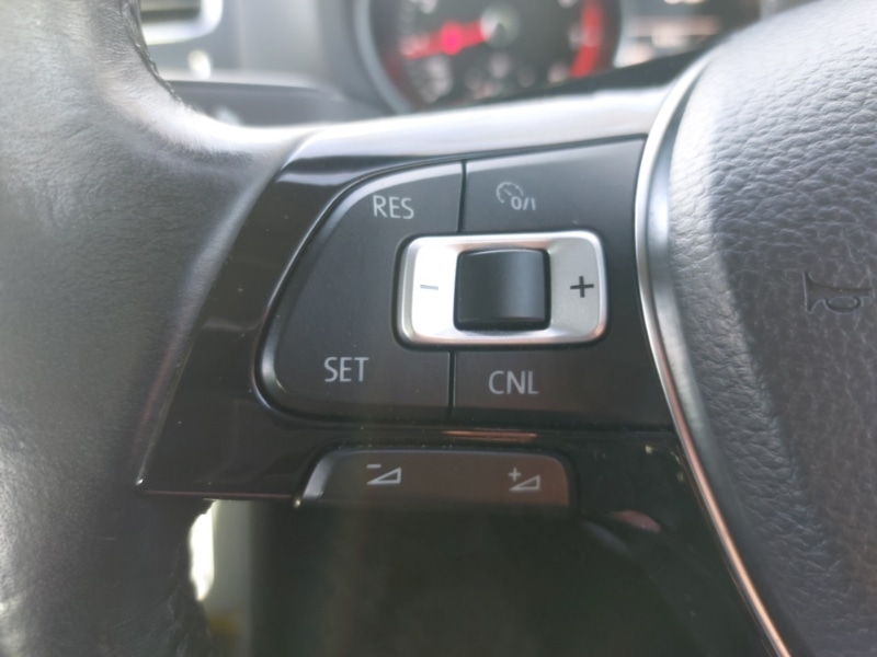 Used Volkswagen Polo 2017 for sale - 77380008: Photo 12