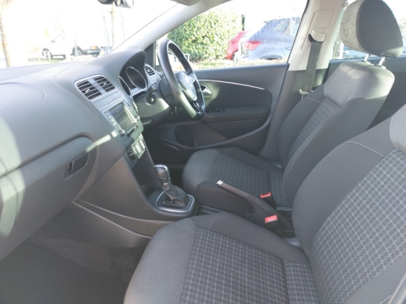 Used Volkswagen Polo 2017 for sale - 77380008: Photo 5