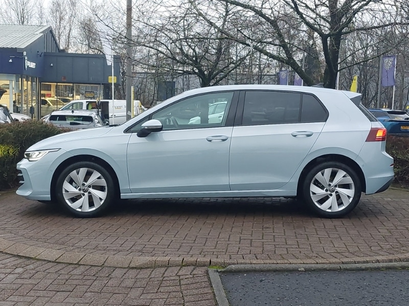 Used Volkswagen Golf 2025 for sale - 76779996: Photo 4