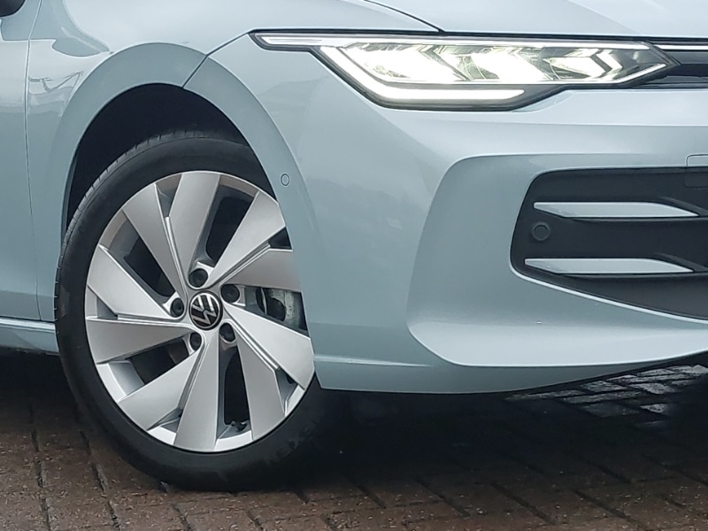 Used Volkswagen Golf 2025 for sale - 76779996: Photo 9