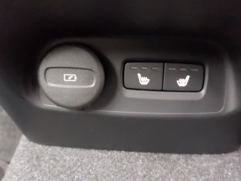 Used Volvo XC40 2024 for sale - 77767540: Photo 10